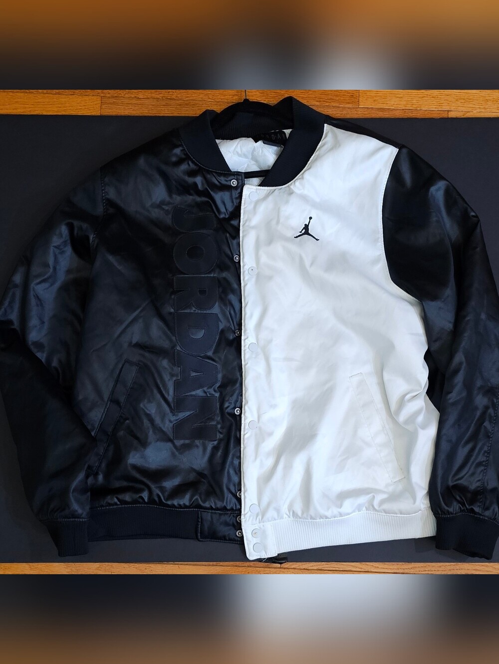 Jordan Men’s Black & White  Bomber Jacket. Air Jordan 11 Concord Compliment (2x)